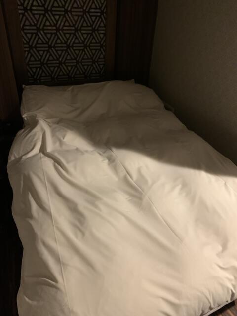 HOTEL OPERA (オペラ)(新宿区/ラブホテル)の写真『４０３号室、セミダブル？シングル？部屋は激せま』by ゆうじい