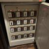 Hotel BALIBALI（バリバリ）(品川区/ラブホテル)の写真『301号室　販売用ミニ冷蔵庫（内部）』by 東京都