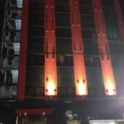 HOTEL SORTE(ソルテ)(福岡市中央区/ラブホテル)の写真『夜の外観①』by Sparkle
