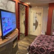 HOTEL PARIS(パリス)(渋谷区/ラブホテル)の写真『渋谷パリス 404 ベッド&amp;モニター』by ビッグジョン・マグナム
