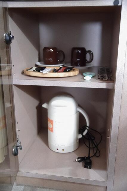 マイルド(川口市/ラブホテル)の写真『703号室　茶器類』by マーケンワン