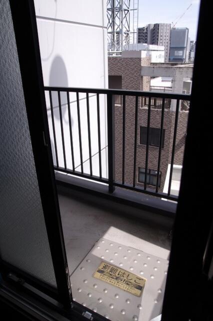 マイルド(川口市/ラブホテル)の写真『703号室　避難用バルコニー①』by マーケンワン
