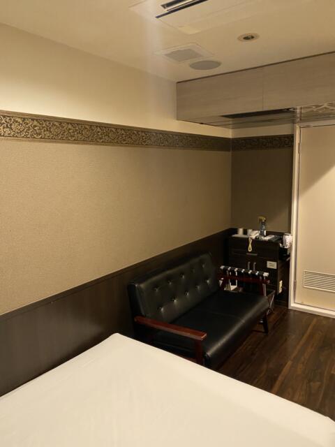 HOTEL HERME（エルメ）(渋谷区/ラブホテル)の写真『401号室(左奥から手前)』by こねほ