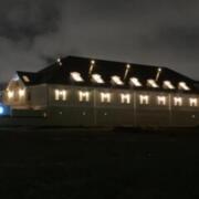HOTEL OLIVE（オリーブ）(徳島市/ラブホテル)の写真『夜の外観』by まさおJリーグカレーよ