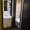 ニューポート(立川市/ラブホテル)の写真『203号室、洗面所とトイレ』by もんが～