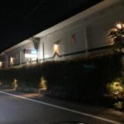 ホテルNew Port（ニューポート）(松山市/ラブホテル)の写真『夜の外観』by まさおJリーグカレーよ