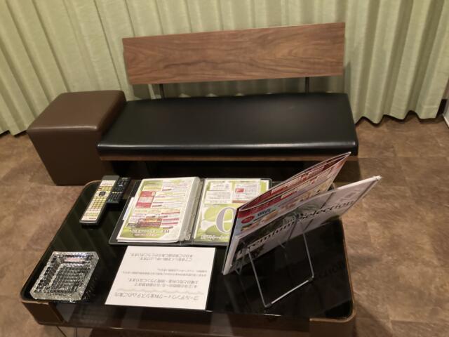 天使の隠れ家 松山店(松山市/ラブホテル)の写真『205号室　ソファー』by まさおJリーグカレーよ
