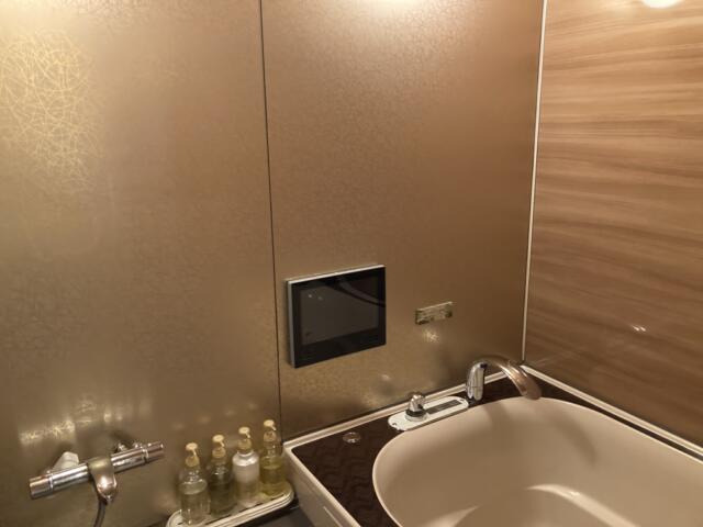 天使の隠れ家 松山店(松山市/ラブホテル)の写真『205号室　浴室』by まさおJリーグカレーよ