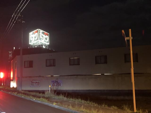 ホテル モナク(観音寺市/ラブホテル)の写真『夜の外観』by まさおJリーグカレーよ