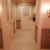 マルベリー(葉山町/ラブホテル)の写真『203号室、室内から廊下です。(23,4)』by キジ