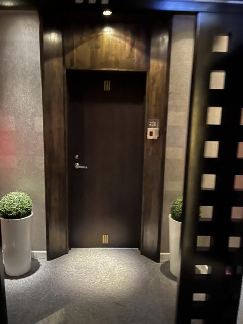 ベルグラーブ(浜松市/ラブホテル)の写真『903号室　部屋入口』by ま〜も〜る〜