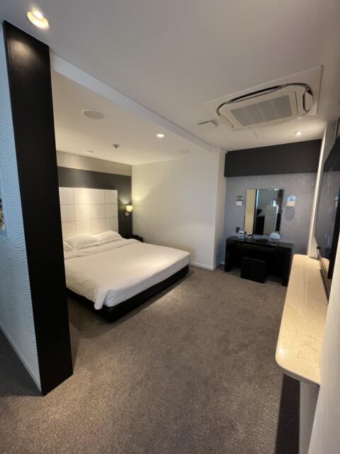 ベルグラーブ(浜松市/ラブホテル)の写真『903号室　ベットルーム』by ま〜も〜る〜