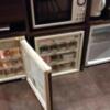 ホテルViVi(相模原市/ラブホテル)の写真『301号室、冷蔵庫、自動販売機など』by Sparkle