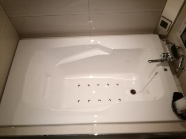 TIARA Brun (ティアラブラン)(大和市/ラブホテル)の写真『402号室、浴槽です。(23,6)』by キジ