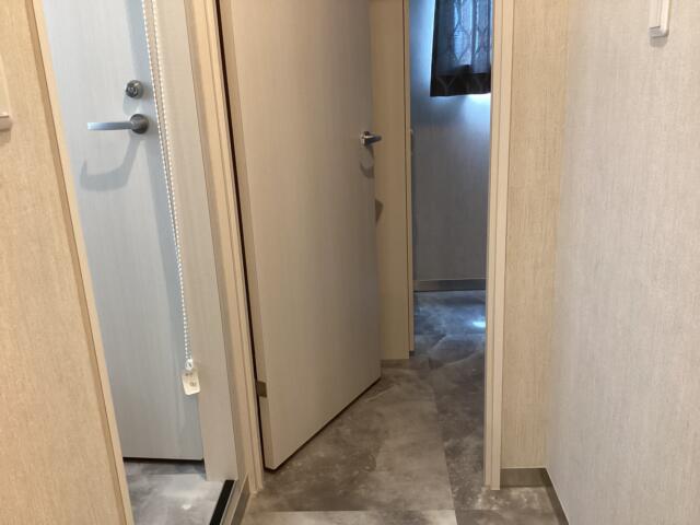 HOTEL DIAMOND（ダイヤモンド）(渋谷区/ラブホテル)の写真『801号室  前室から見た室内』by ACB48
