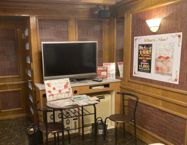 モードホテル(土浦市/ラブホテル)の写真『207号室　テーブルセット』by リダンナ