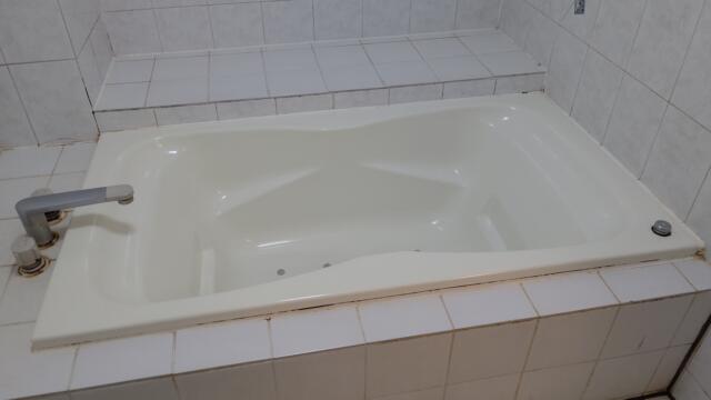 ハイビスカス川口(川口市/ラブホテル)の写真『502号室、浴槽』by Sparkle