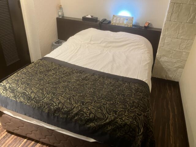 Hotel BALIBALI（バリバリ）(品川区/ラブホテル)の写真『701号室　ベッド④』by hireidenton