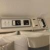 HOTEL W1（ダブルワン）(品川区/ラブホテル)の写真『403号室　ベッド上操作盤など』by 東京都