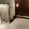HOTEL  Style-A(新宿区/ラブホテル)の写真『502号室、ベッドサイド』by かとう茨城47