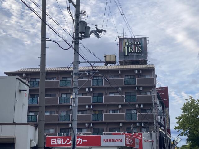 Hotel IRIS(アイリス)(東大阪市/ラブホテル)の写真『昼の外観』by まさおJリーグカレーよ