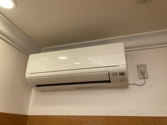 ファインガーデン十三(大阪市/ラブホテル)の写真『317号室　エアコン』by まさおJリーグカレーよ