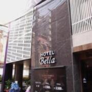 HOTEL Bella 鶯谷店(台東区/ラブホテル)の写真『昼の外観①』by マーケンワン