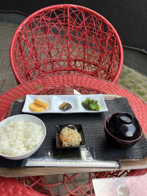 HOTEL EVI TOWER(戸田市/ラブホテル)の写真『601 朝食はベランダで頂きました』by festa9