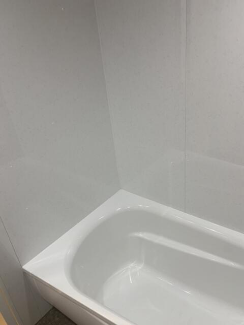 HOTEL DIAMOND（ダイヤモンド）(渋谷区/ラブホテル)の写真『403号室(浴室右手前から)』by こねほ