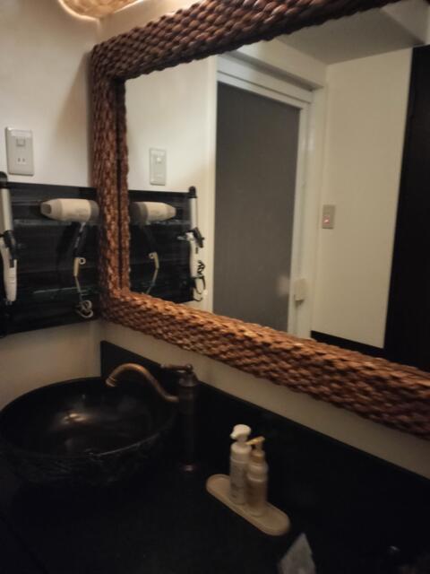 Hotel BALIBALI（バリバリ）(品川区/ラブホテル)の写真『602号室　洗面所』by ところてんえもん