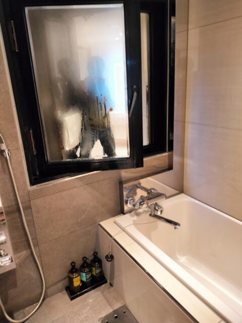 HOTEL W1（ダブルワン）(品川区/ラブホテル)の写真『301号室 お風呂場』by ところてんえもん
