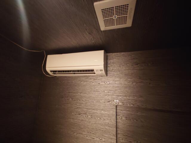 レンタルルーム 海の幸(荒川区/ラブホテル)の写真『７号室エアコン』by そこそこの人生