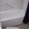 ホテル グランヴィラ(豊島区/ラブホテル)の写真『302号室　浴槽と洗い場』by マーケンワン