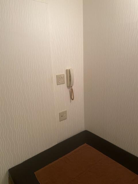 レンタルルーム ROOMS(新宿区/ラブホテル)の写真『18号室(右奥から手前)』by こねほ