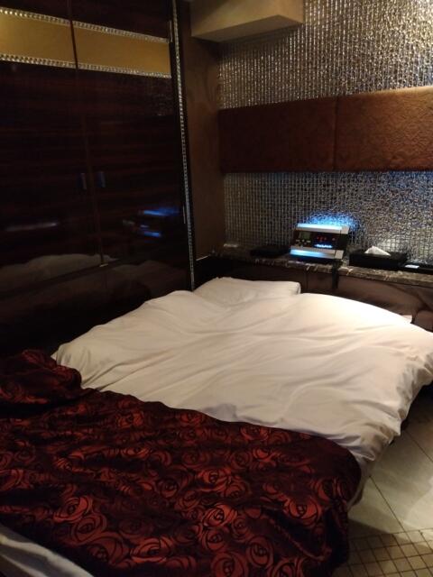 ホテル PASHA RESORT(パシャリゾート)(新宿区/ラブホテル)の写真『302号室（ベッド手前から）』by ＪＷ