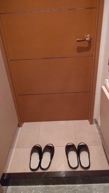HOTEL SALONE（サローネ）(川崎市川崎区/ラブホテル)の写真『207号室、玄関』by Sparkle