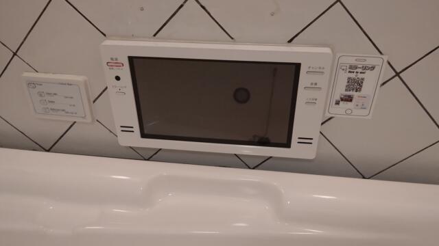HOTEL SALONE（サローネ）(川崎市川崎区/ラブホテル)の写真『207号室、浴室テレビ』by Sparkle