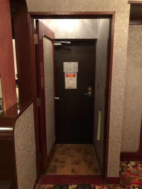 Hotel Sun Pearl（サンパール）(川越市/ラブホテル)の写真『306号室 玄関』by サトナカ