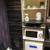 HOTEL アムール(台東区/ラブホテル)の写真『102号室　コーヒーとペットボトルの水(冷蔵庫内)がサービスで置いてあります。』by みこすりはん
