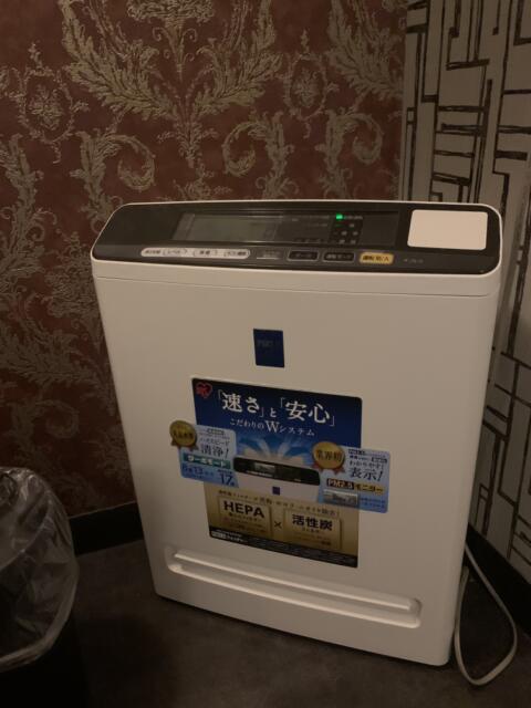 HOTEL Fine(ファイン)(新宿区/ラブホテル)の写真『203号室　空気清浄機』by 東京都