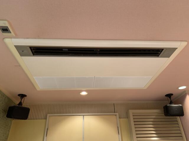 ホテル アテネ(柏市/ラブホテル)の写真『516号室　天井埋め込み型エアコン』by 東京都