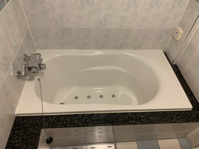 ホテル MARE（マーレ）(品川区/ラブホテル)の写真『101号室　浴室バスタブ』by 東京都
