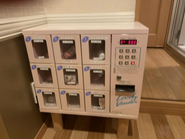 ホテル MARE（マーレ）(品川区/ラブホテル)の写真『101号室　珍しいオモチャ販売機』by 東京都