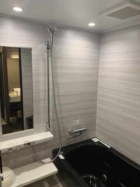 Hotel BaliBali(バリバリ)池袋(豊島区/ラブホテル)の写真『101号室　浴室シャワー』by 東京都