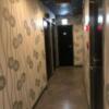 CHARME 鶯谷２(シャルム）(台東区/ラブホテル)の写真『4階の廊下』by 少佐