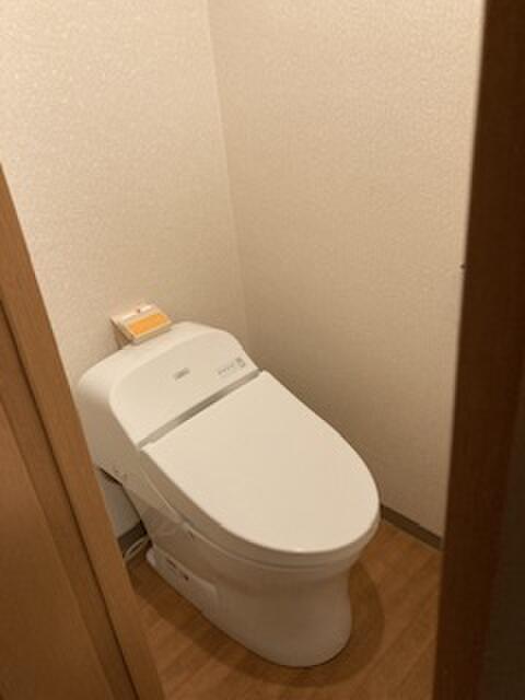 ホテル MARE（マーレ）(品川区/ラブホテル)の写真『107号室 トイレ』by yamasada5