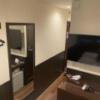 池袋セントラルホテル(豊島区/ラブホテル)の写真『608号室室(左奥から手前)』by こねほ