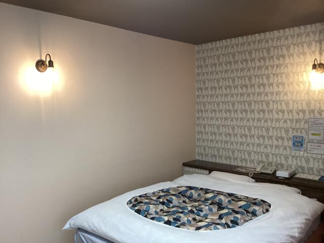 ニューポート(立川市/ラブホテル)の写真『301号室 キャビネット側から見た室内』by ACB48