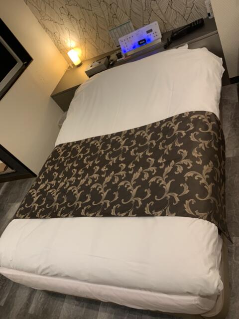 HOTEL Diana (ダイアナ)(台東区/ラブホテル)の写真『235号室　ベッド（縦）』by 東京都