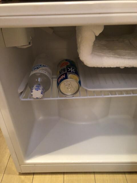 ラックス(台東区/ラブホテル)の写真『２０３号室　持ち込み冷蔵庫。なんと、氷結１本サービス』by くんにお